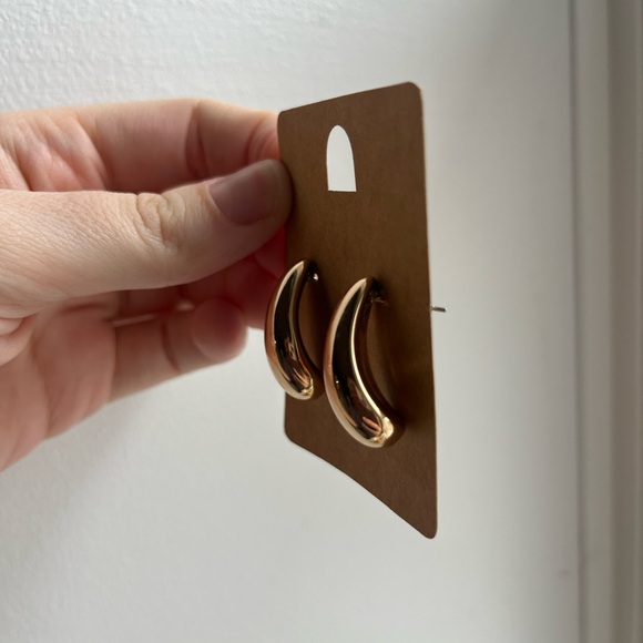 Gold Teardrop Hoop Earrings - Minimalist Metallic - Picture 3 of 3